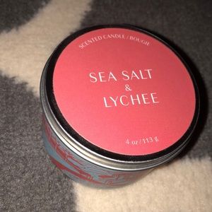 Sea salt and lychee candle